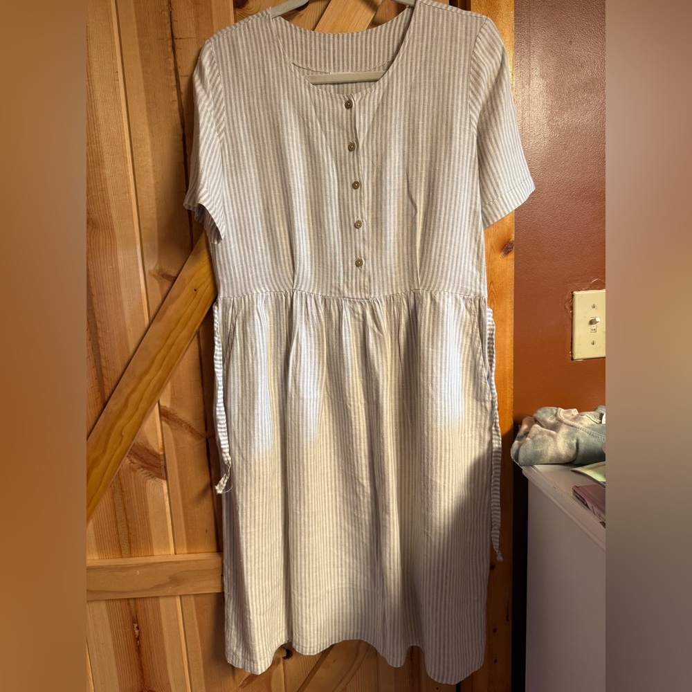 Fin & Vince Handmade Linen Dress